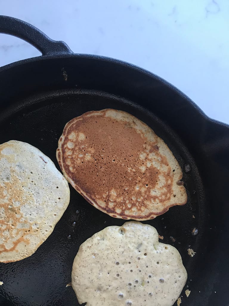 Cooking einkorn pancakes
